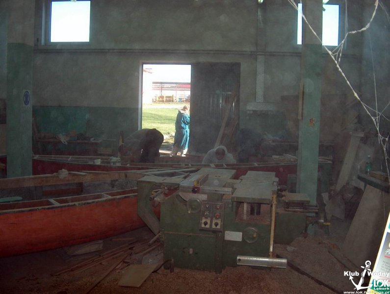 UKS REMONTUJE OMEGI 2004